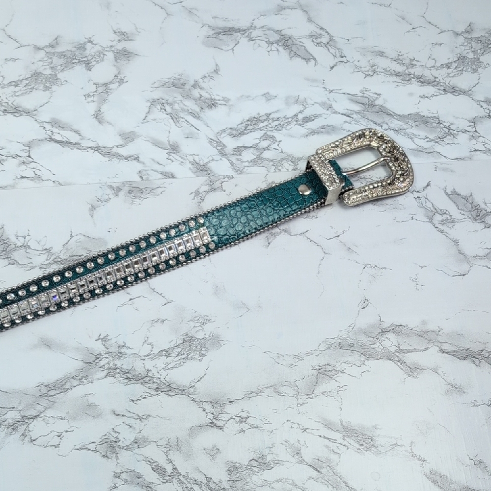Chic Turquoise and Silver Embellished Belt - Picture 4 of 8